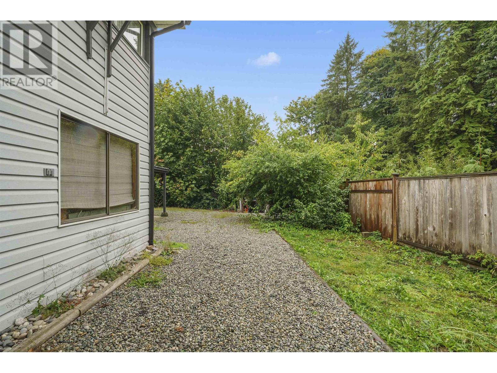 21742 123 Avenue, Maple Ridge, British Columbia  V2X 4C3 - Photo 8 - R2828699