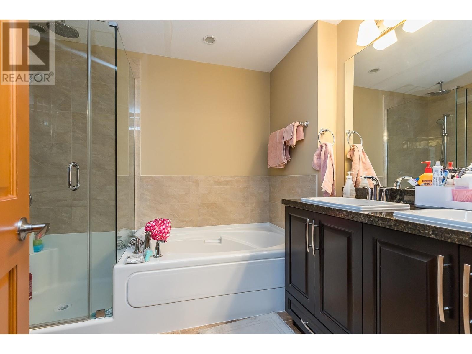 310 11887 Burnett Street, Maple Ridge, British Columbia  V2X 6P6 - Photo 20 - R2828681