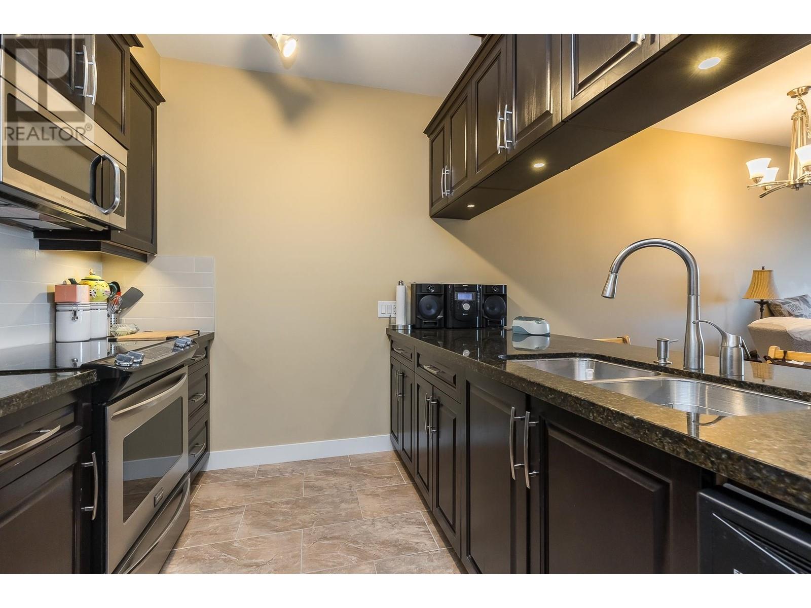 310 11887 Burnett Street, Maple Ridge, British Columbia  V2X 6P6 - Photo 7 - R2828681