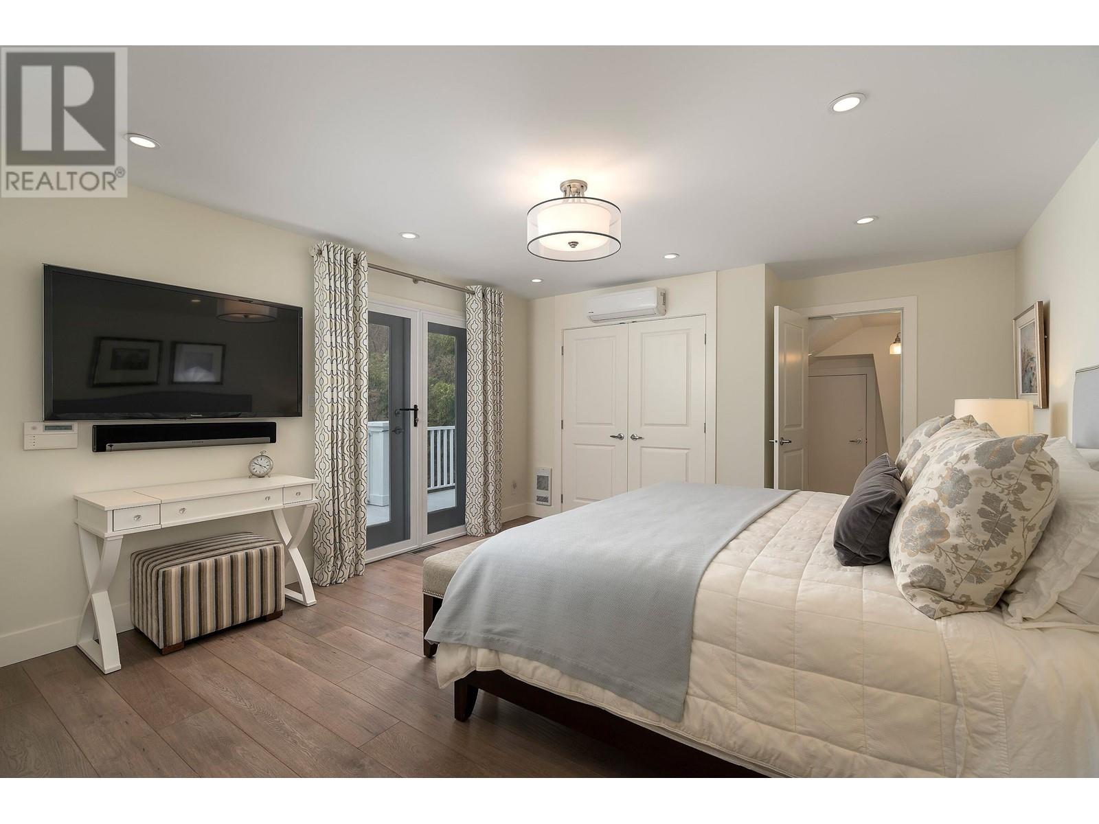 593 Riverside Drive, North Vancouver, British Columbia  V7H 1V4 - Photo 19 - R2791253