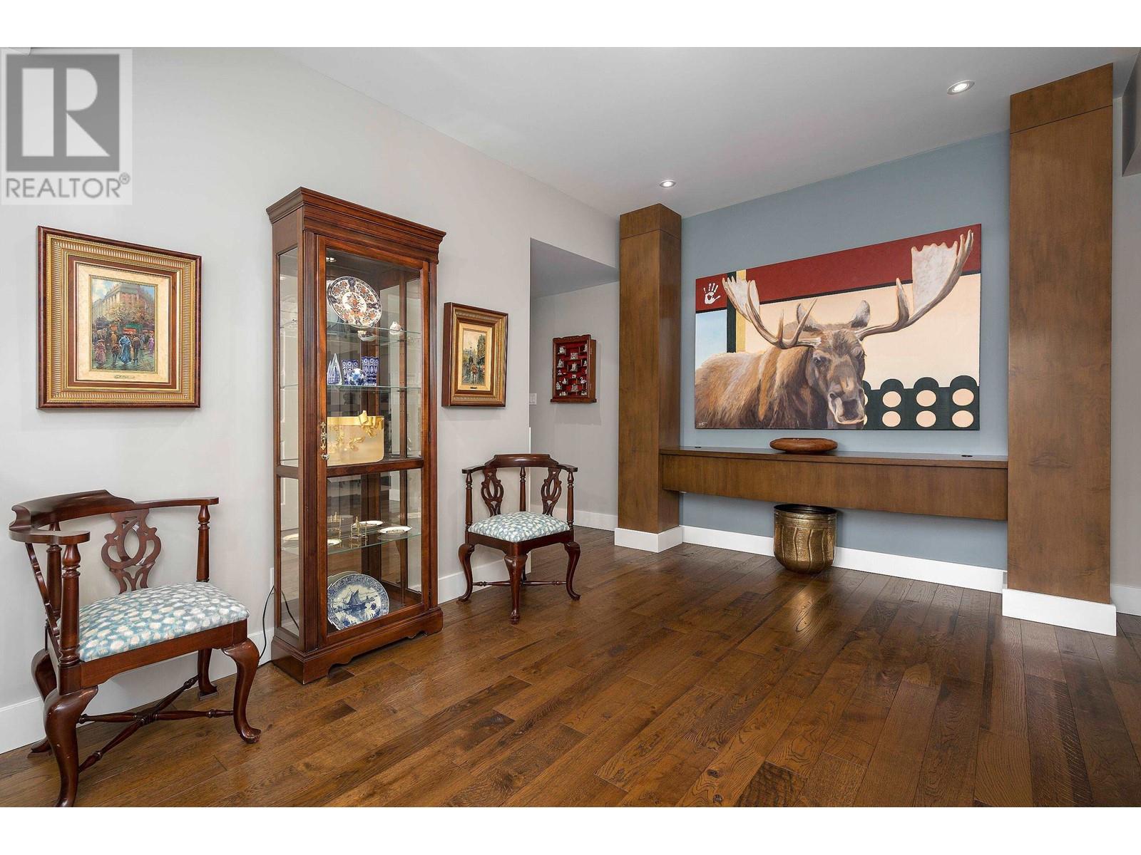 593 Riverside Drive, North Vancouver, British Columbia  V7H 1V4 - Photo 8 - R2791253