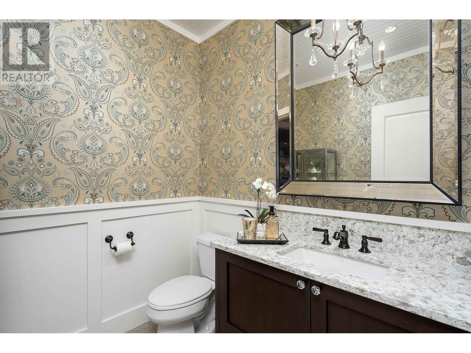 593 Riverside Drive, North Vancouver, British Columbia  V7H 1V4 - Photo 17 - R2791253