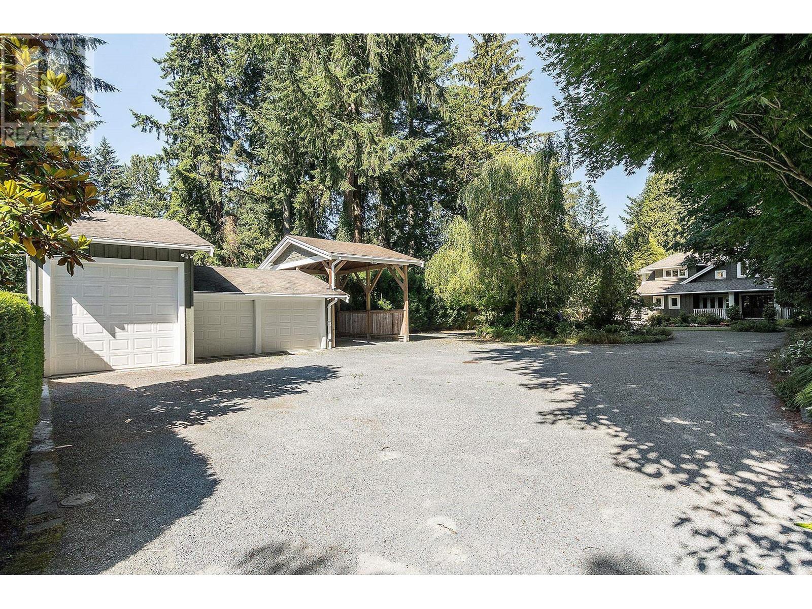 593 Riverside Drive, North Vancouver, British Columbia  V7H 1V4 - Photo 6 - R2791253