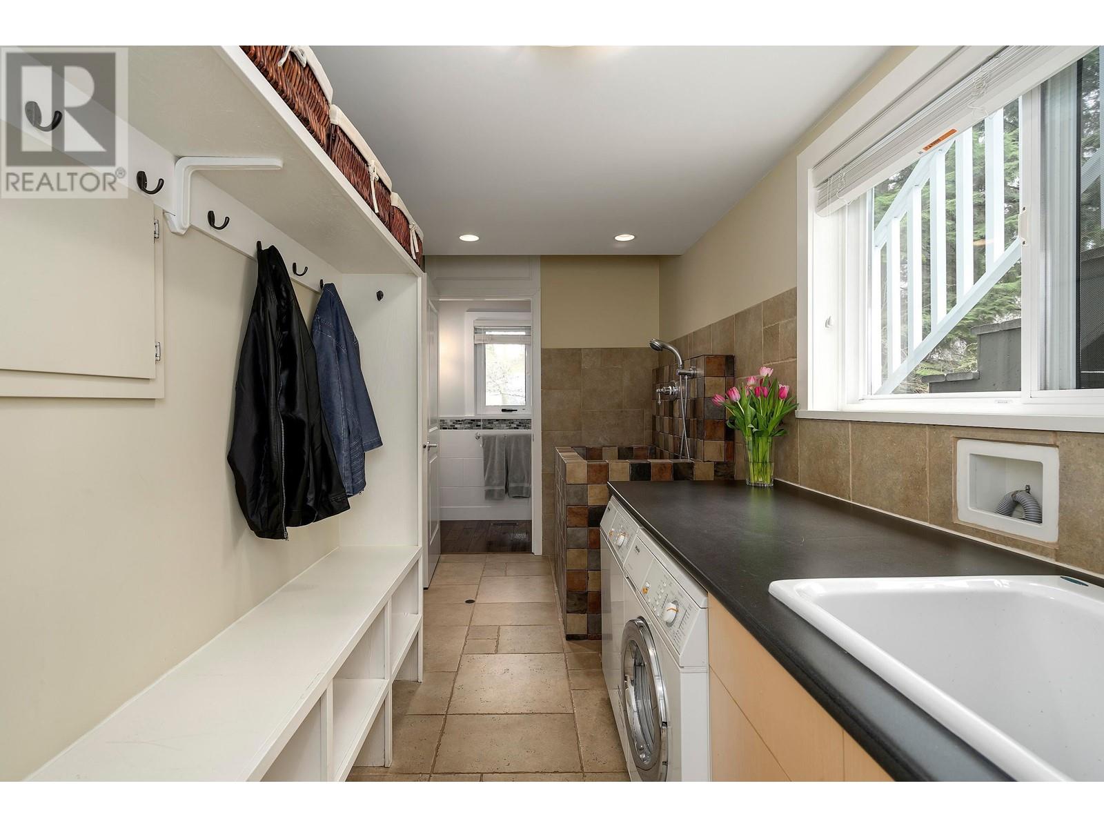 593 Riverside Drive, North Vancouver, British Columbia  V7H 1V4 - Photo 16 - R2791253