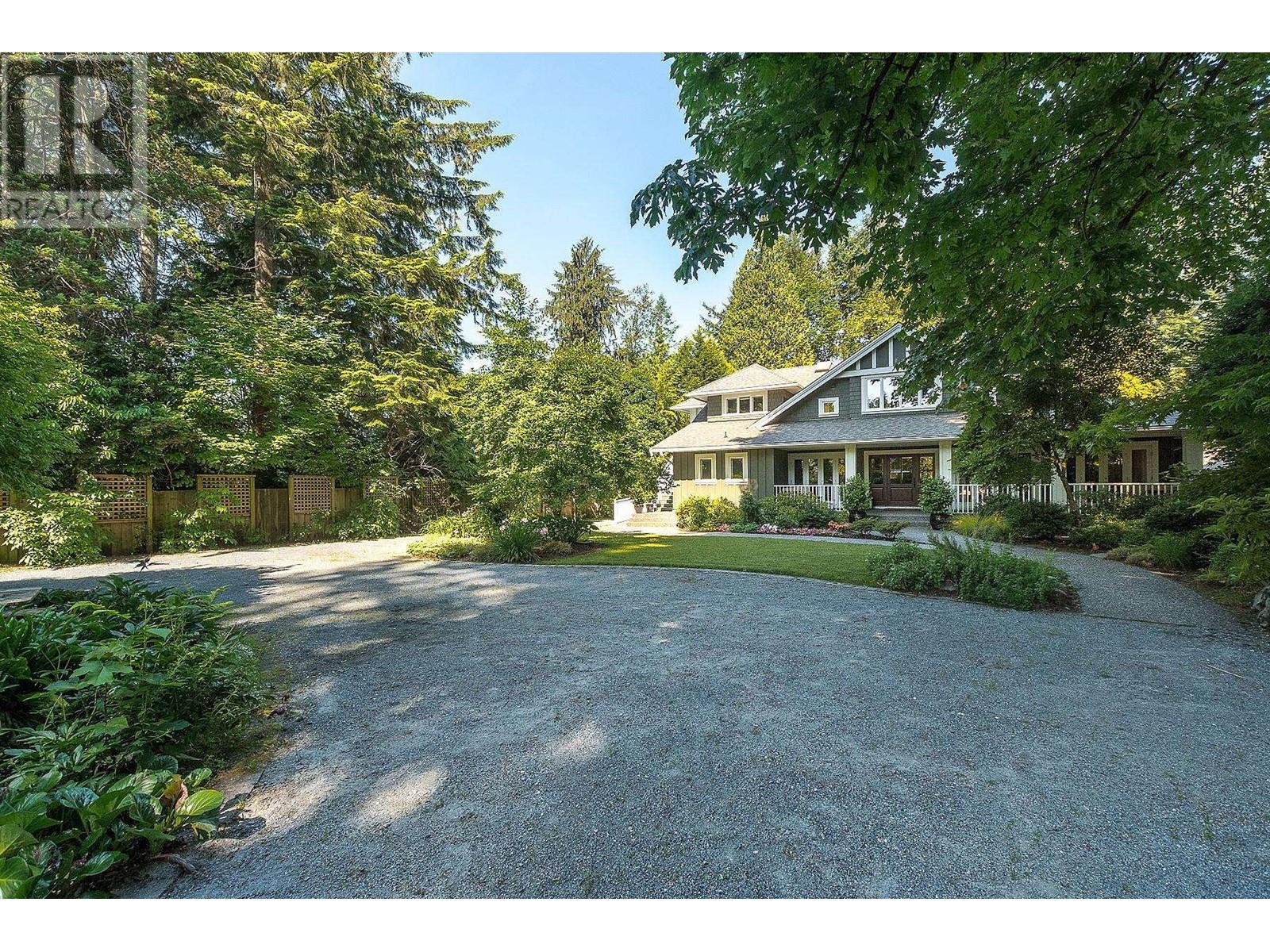 593 RIVERSIDE DRIVE, north vancouver, British Columbia