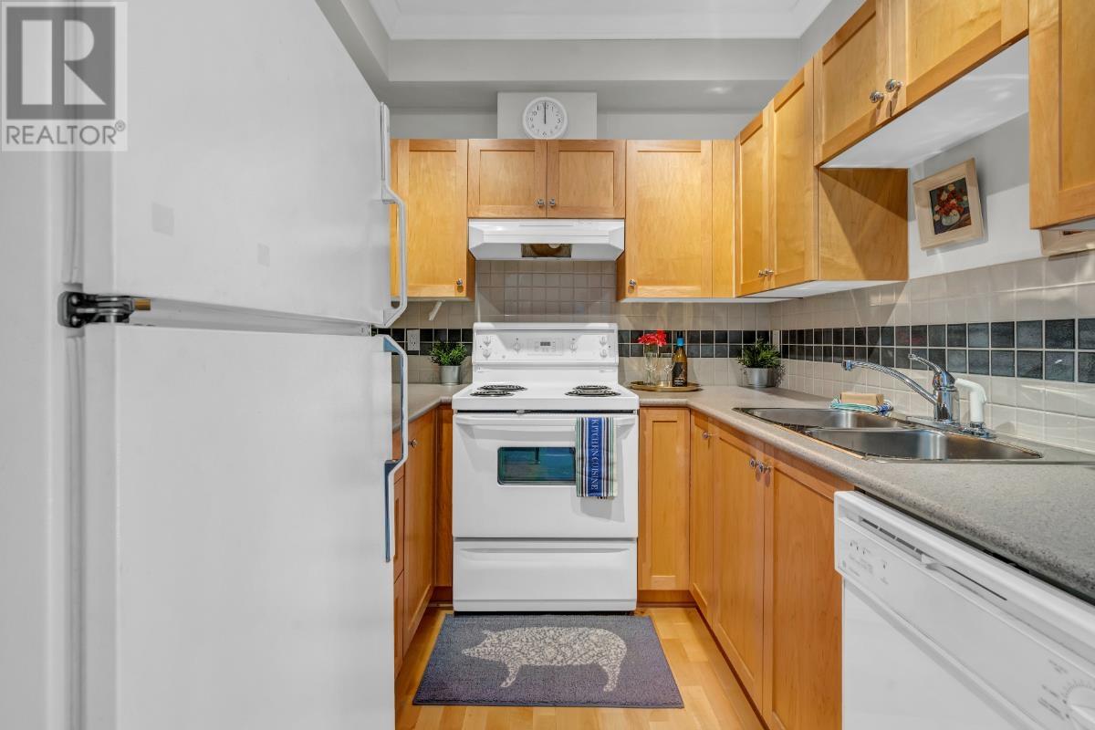 204 1675 W 10th Avenue, Vancouver, British Columbia  V6J 2A2 - Photo 14 - R2828568