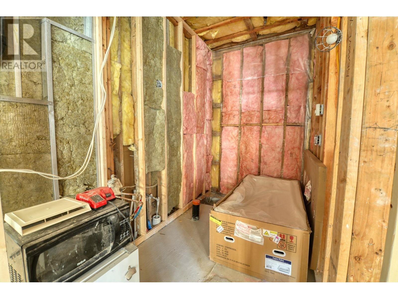 103 703 Gibsons Way, Gibsons, British Columbia  V0N 1V9 - Photo 13 - R2828428