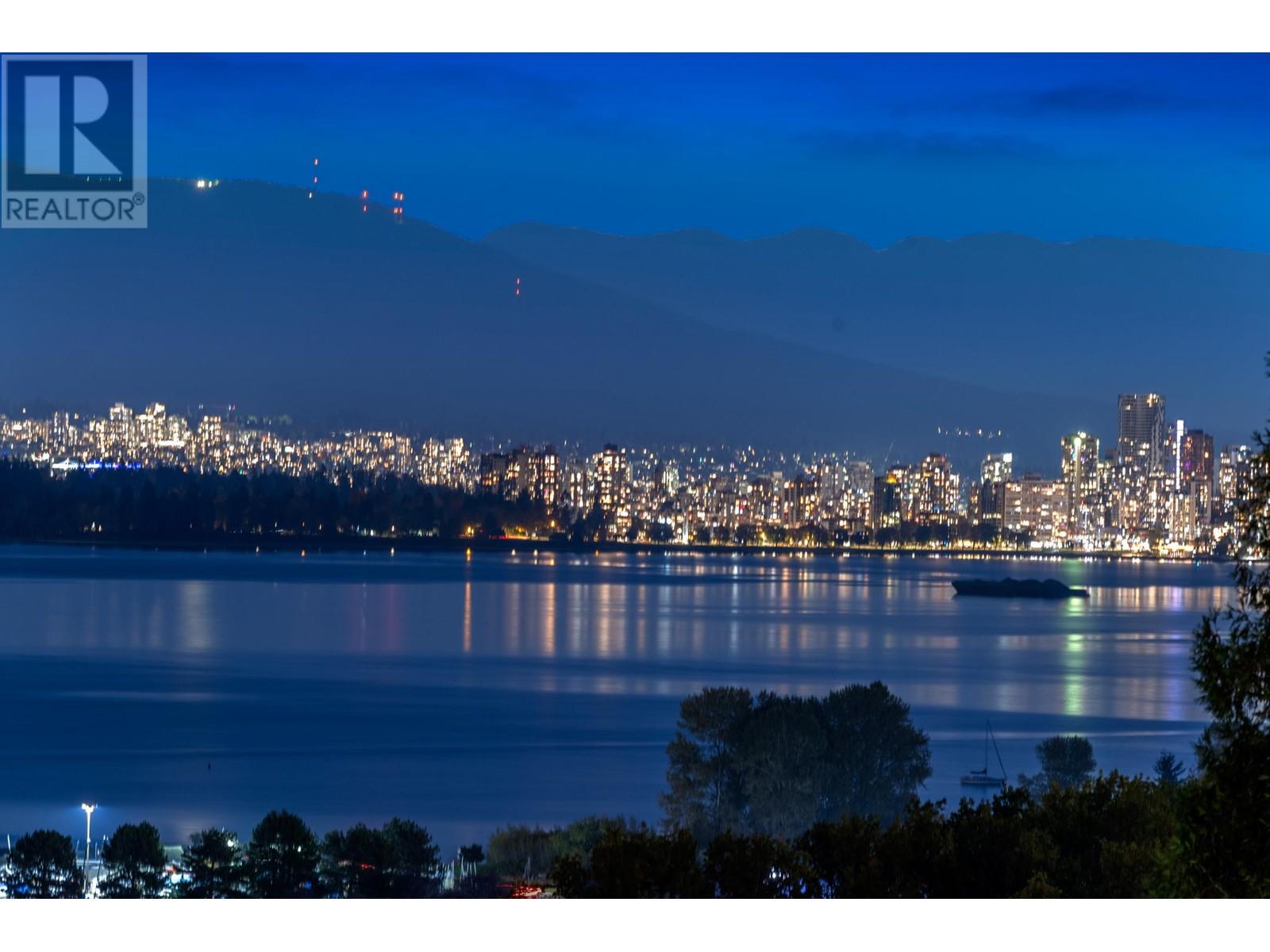 4589 W 3RD AVENUE, vancouver, British Columbia