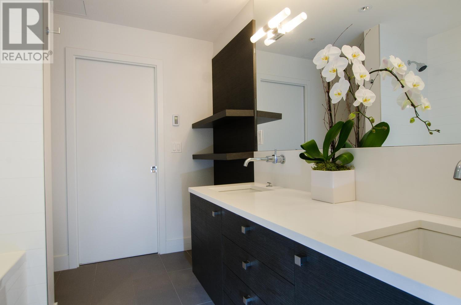 4931 Mackenzie Street, Vancouver, British Columbia  V6N 1G8 - Photo 21 - R2823943