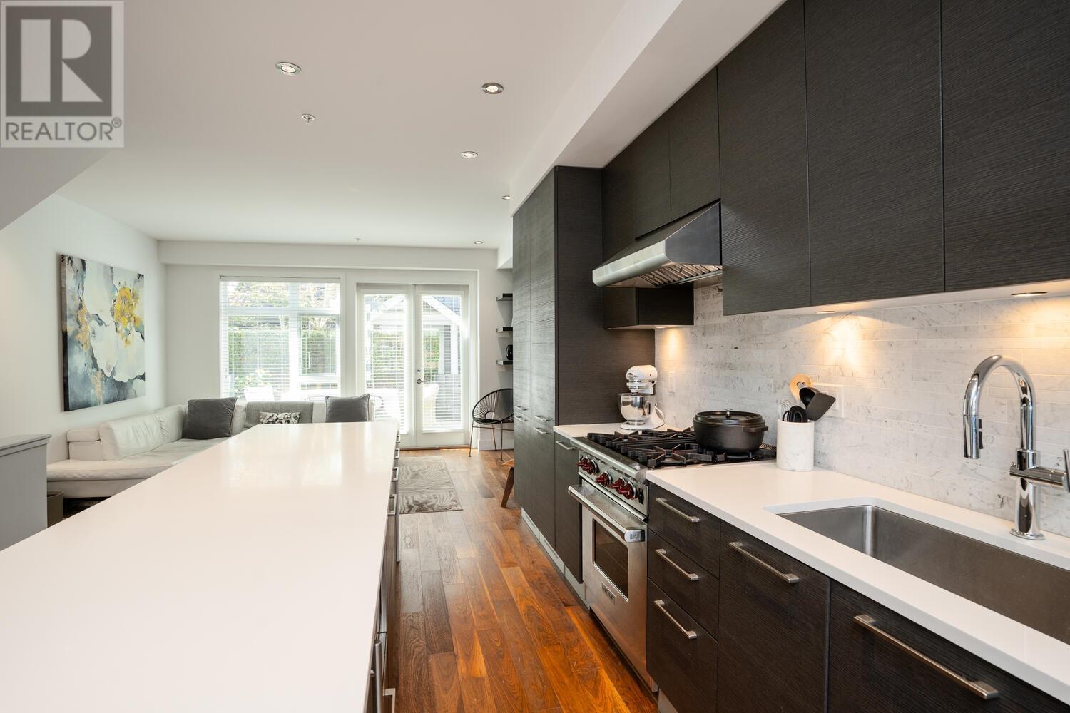 4931 Mackenzie Street, Vancouver, British Columbia  V6N 1G8 - Photo 2 - R2823943