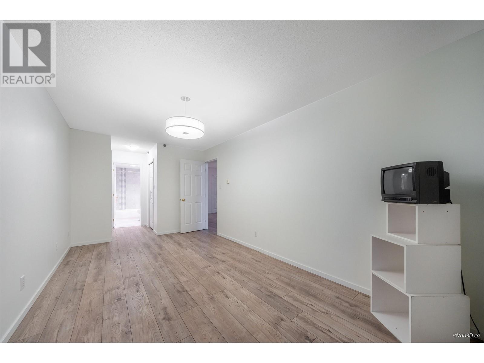 308 7031 Blundell Road, Richmond, British Columbia  V6Y 1J5 - Photo 17 - R2828530