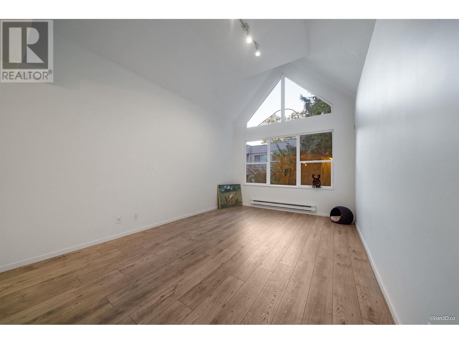 308 7031 Blundell Road, Richmond, British Columbia  V6Y 1J5 - Photo 3 - R2828530