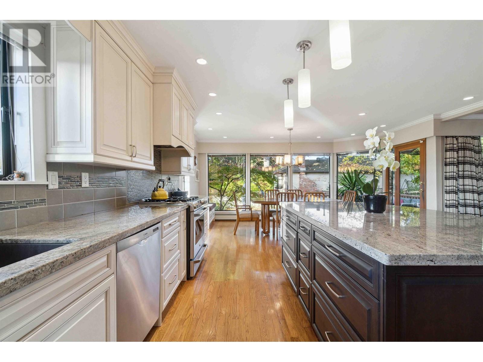 4102 Yuculta Crescent, Vancouver, British Columbia  V6N 3R5 - Photo 10 - R2828323