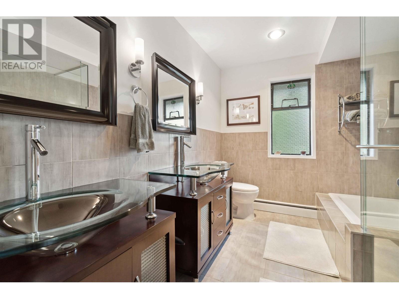 4102 Yuculta Crescent, Vancouver, British Columbia  V6N 3R5 - Photo 35 - R2828323