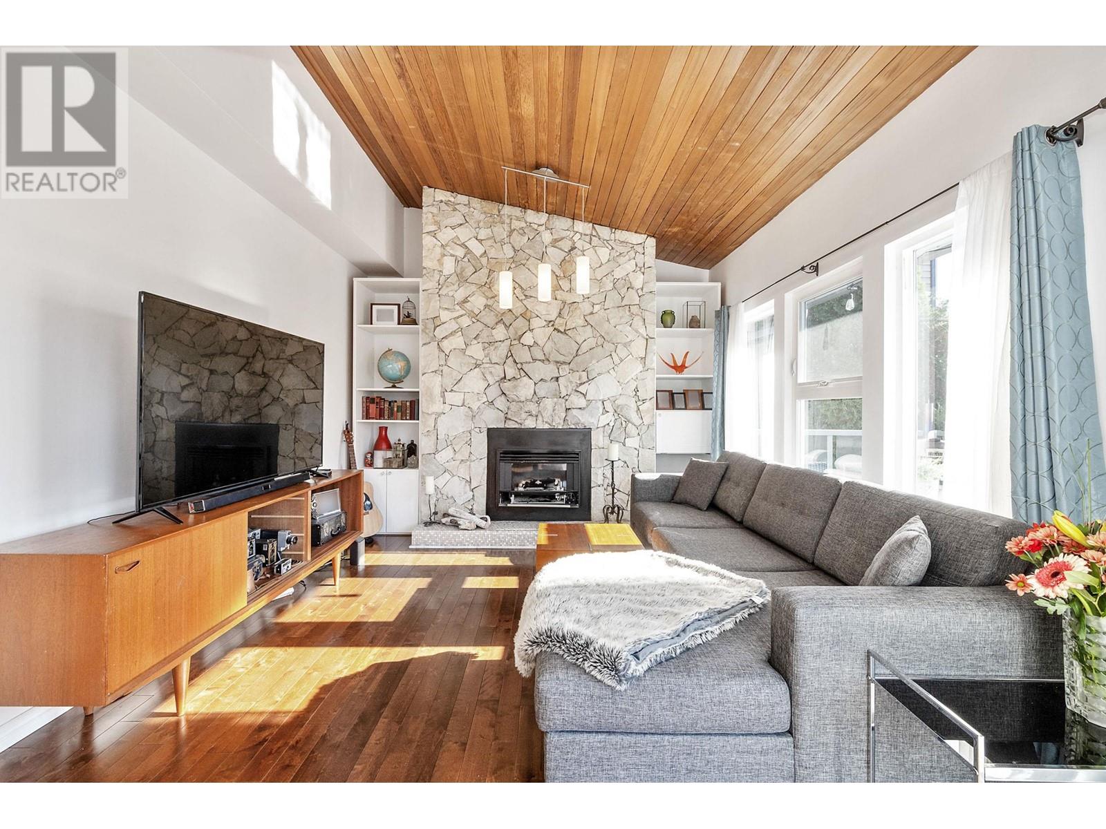 2558 Steeple Court, Coquitlam, British Columbia  V3E 1K5 - Photo 6 - R2828598