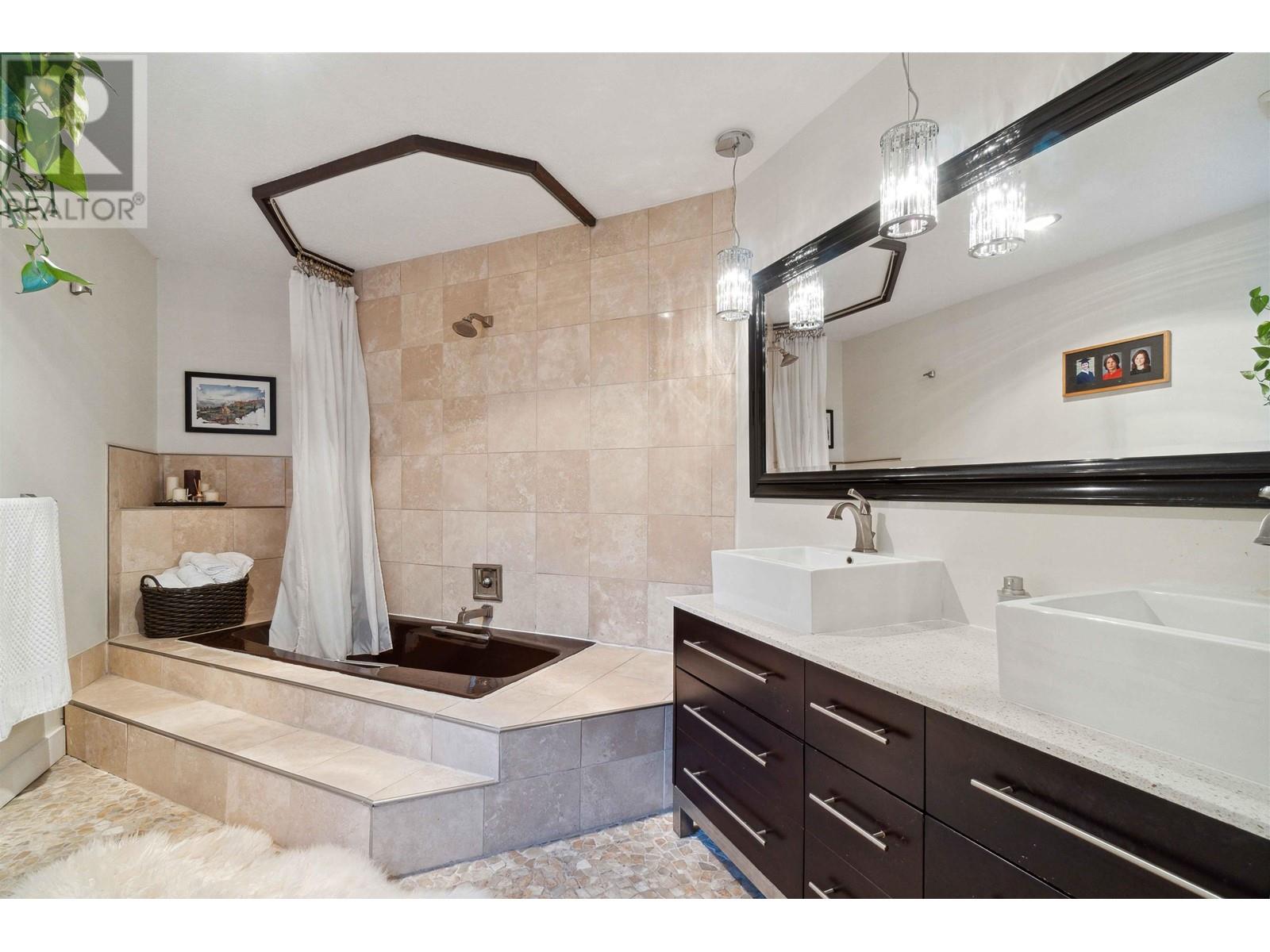 4102 Yuculta Crescent, Vancouver, British Columbia  V6N 3R5 - Photo 30 - R2828323