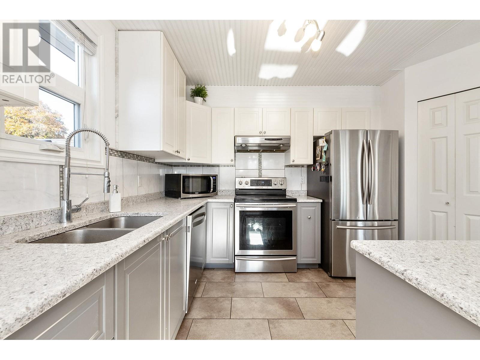 2558 Steeple Court, Coquitlam, British Columbia  V3E 1K5 - Photo 7 - R2828598
