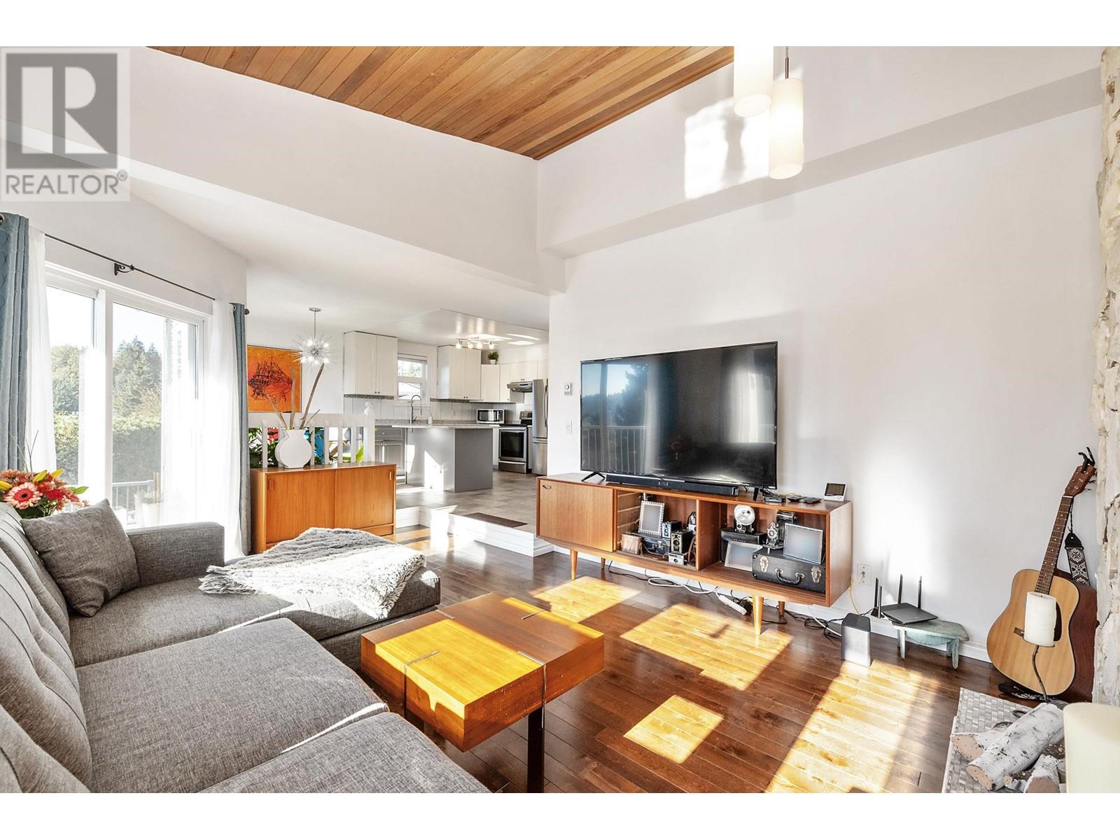 2558 Steeple Court, Coquitlam, British Columbia  V3E 1K5 - Photo 25 - R2828598