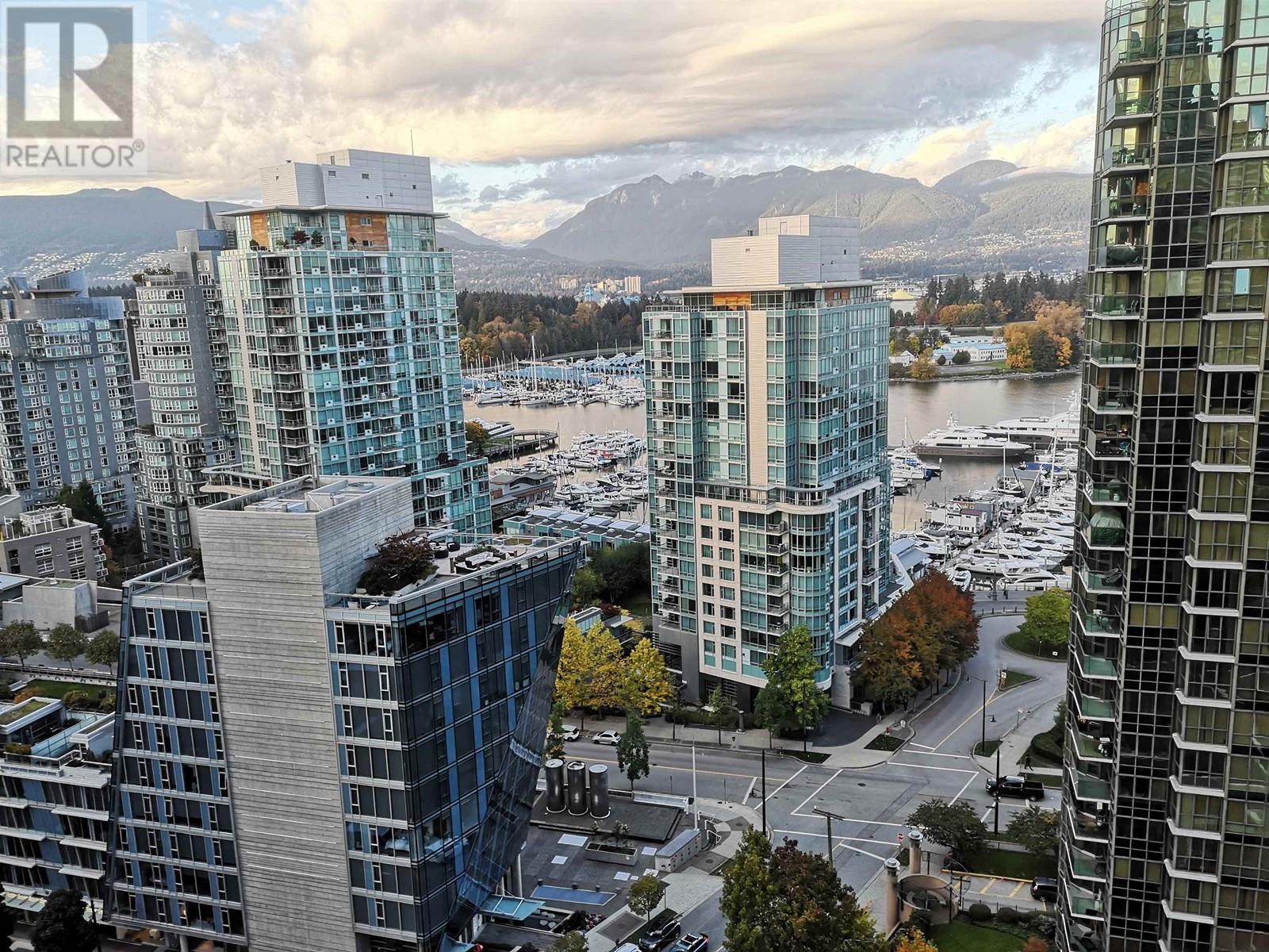 1304 1333 W Georgia Street, Vancouver, British Columbia  V6E 4V3 - Photo 1 - R2828685