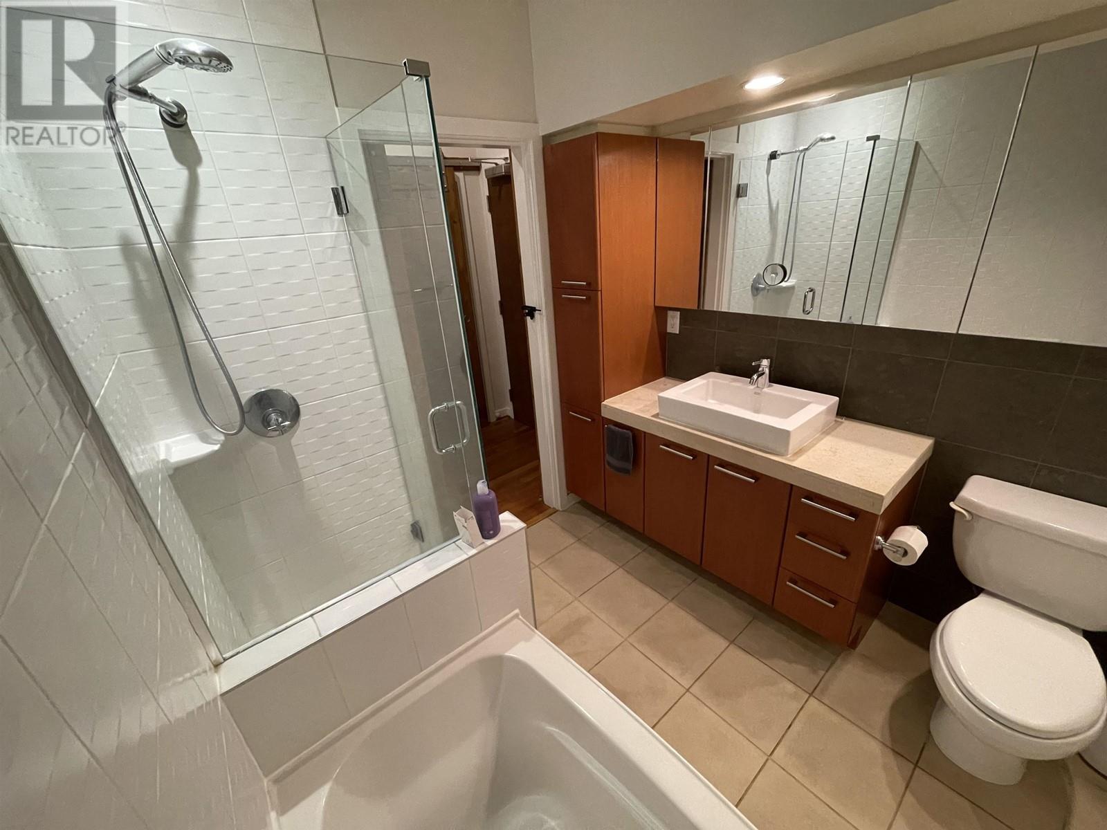 1304 1333 W Georgia Street, Vancouver, British Columbia  V6E 4V3 - Photo 8 - R2828685