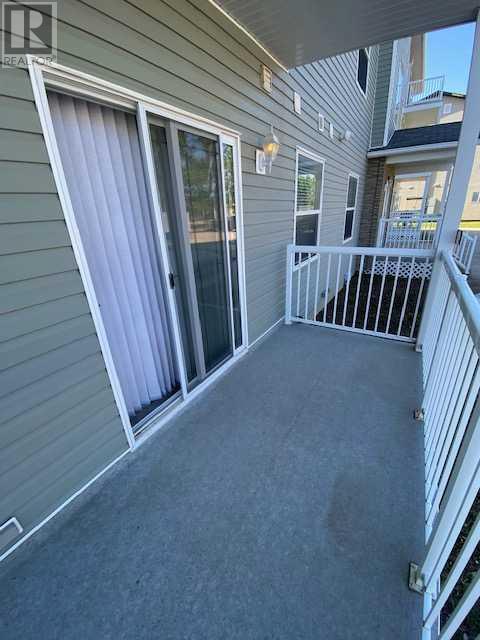 102, 502 1 Street, Fox Creek, Alberta  T0H 1P0 - Photo 1 - A2064075