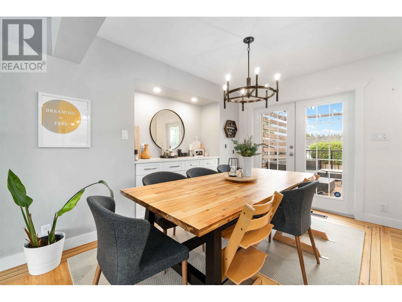 1380 Grover Avenue, Coquitlam, British Columbia  V3J 3G2 - Photo 8 - R2828652