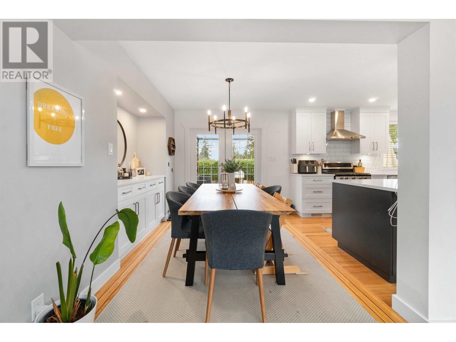 1380 Grover Avenue, Coquitlam, British Columbia  V3J 3G2 - Photo 7 - R2828652