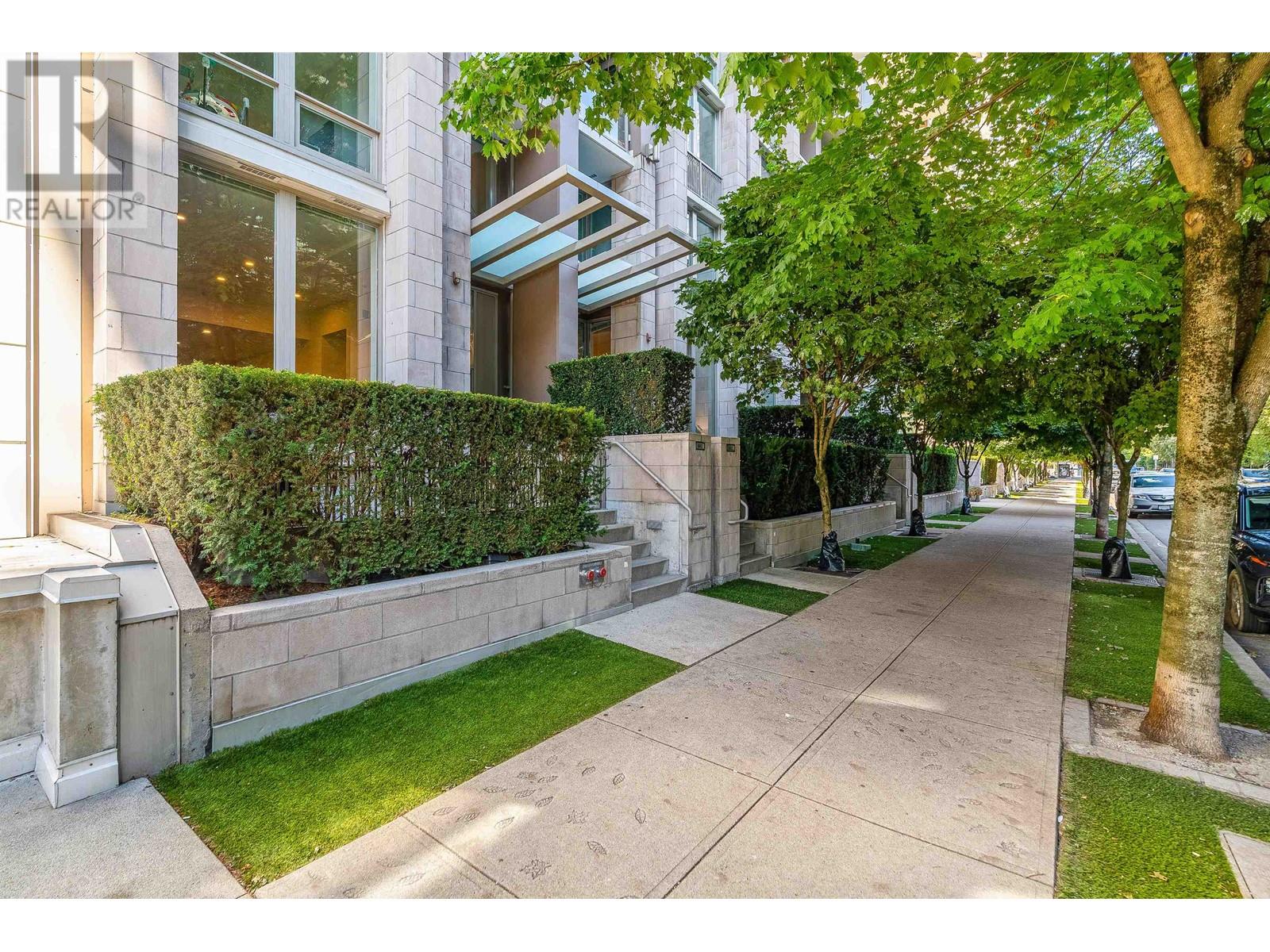1065 Richards Street, Vancouver, British Columbia  V6B 0C2 - Photo 2 - R2811523