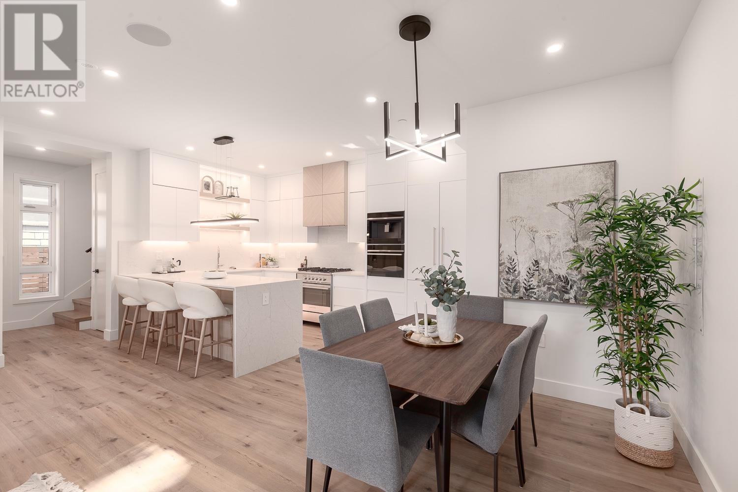 2033 Kitchener Street, Vancouver, British Columbia  V5L 2W6 - Photo 11 - R2828711