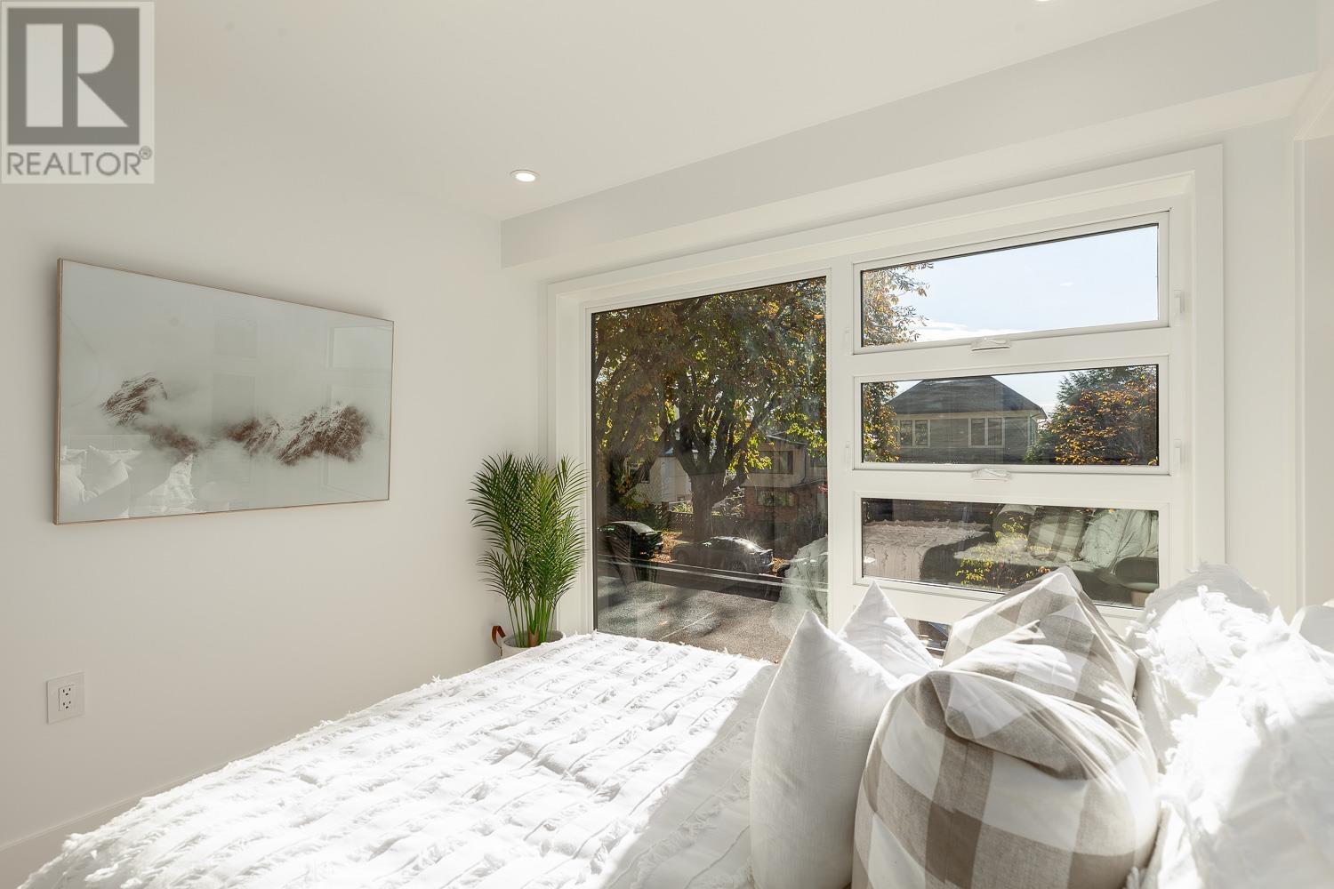 2033 Kitchener Street, Vancouver, British Columbia  V5L 2W6 - Photo 25 - R2828711