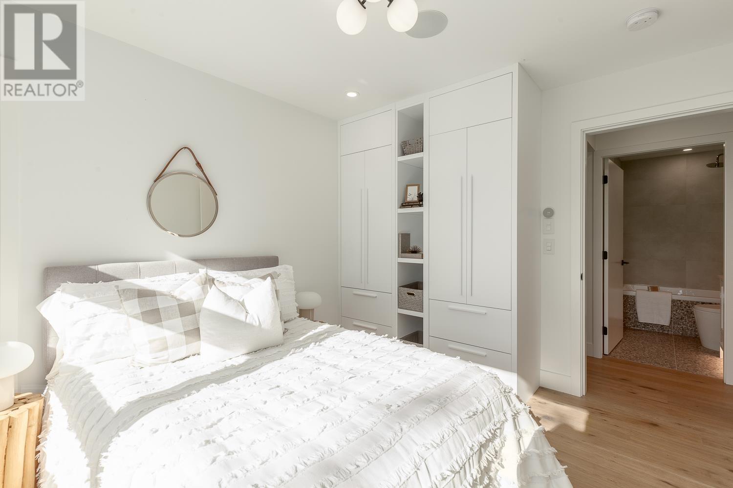 2033 Kitchener Street, Vancouver, British Columbia  V5L 2W6 - Photo 26 - R2828711