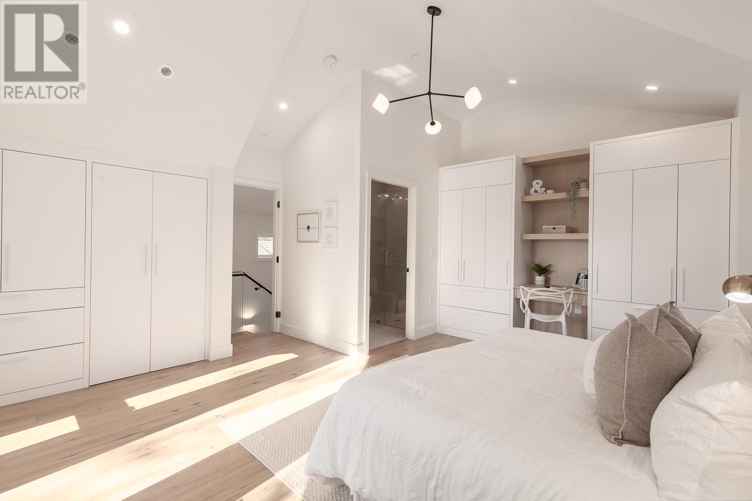 2033 Kitchener Street, Vancouver, British Columbia  V5L 2W6 - Photo 34 - R2828711