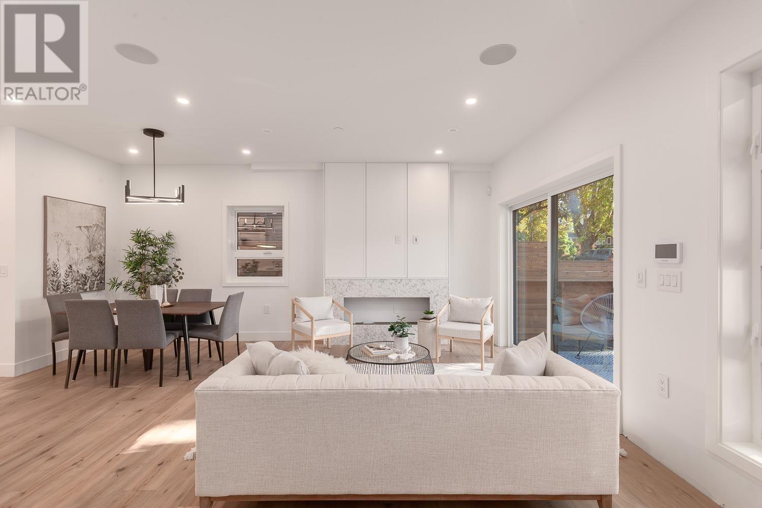 2033 Kitchener Street, Vancouver, British Columbia  V5L 2W6 - Photo 7 - R2828711