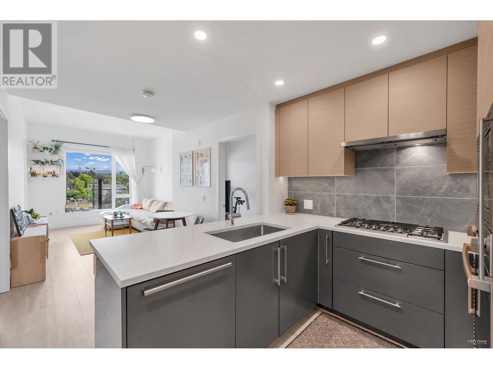 605 8888 Osler Street, Vancouver, British Columbia  V6P 4G2 - Photo 8 - R2828714