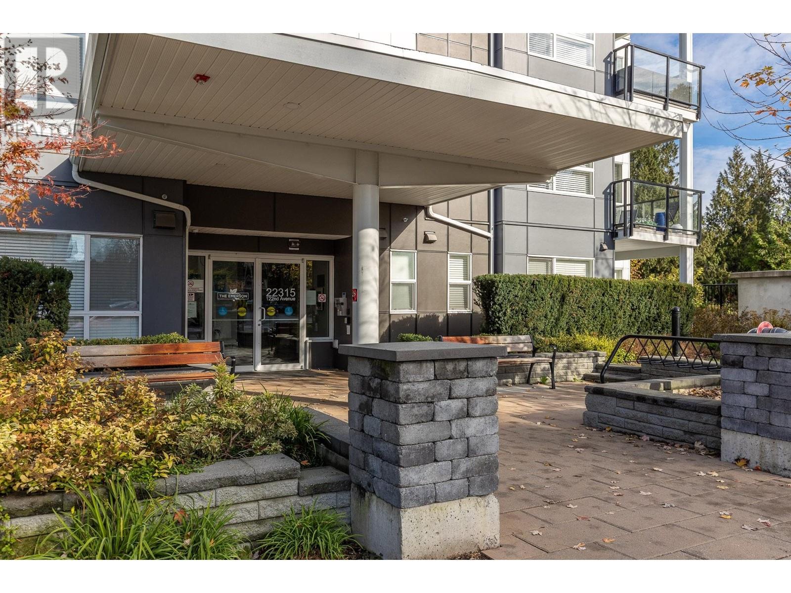 302 22315 122 Avenue, Maple Ridge, British Columbia  V2X 4K7 - Photo 3 - R2828733