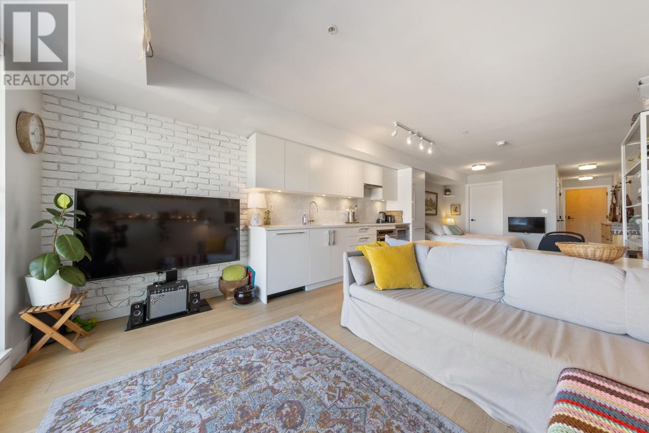 304 2508 Fraser Street, Vancouver, British Columbia  V5T 3V4 - Photo 13 - R2828740