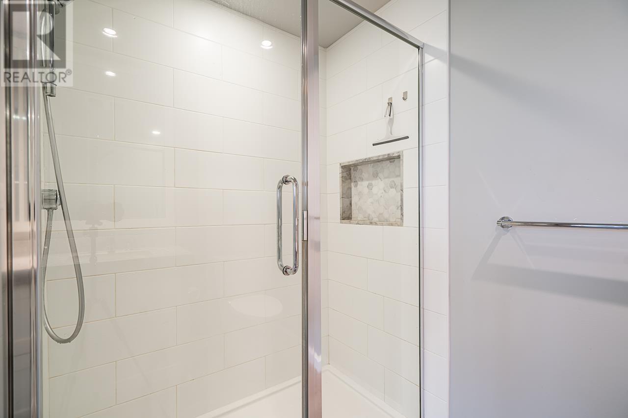 2102 520 Como Lake Avenue, Coquitlam, British Columbia  V3J 0E8 - Photo 24 - R2828741