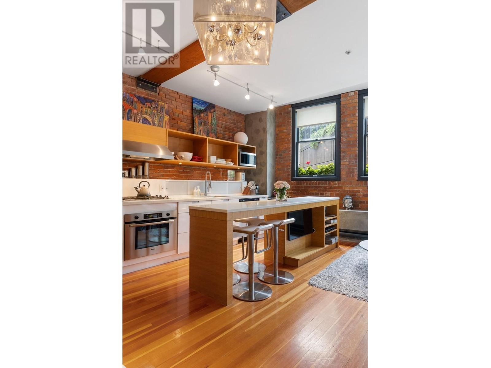101 528 Beatty Street, Vancouver, British Columbia  V6B 2L3 - Photo 3 - R2828770