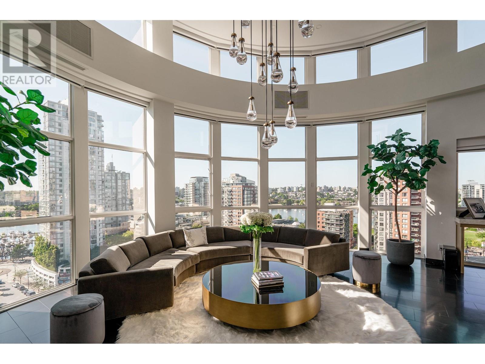 1503/04 283 DAVIE STREET, vancouver, British Columbia