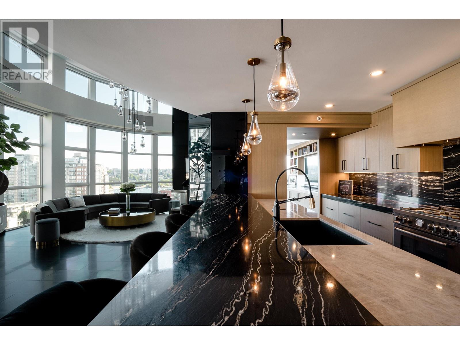 1503/04 283 Davie Street, Vancouver, British Columbia  V6B 5T6 - Photo 3 - R2828786