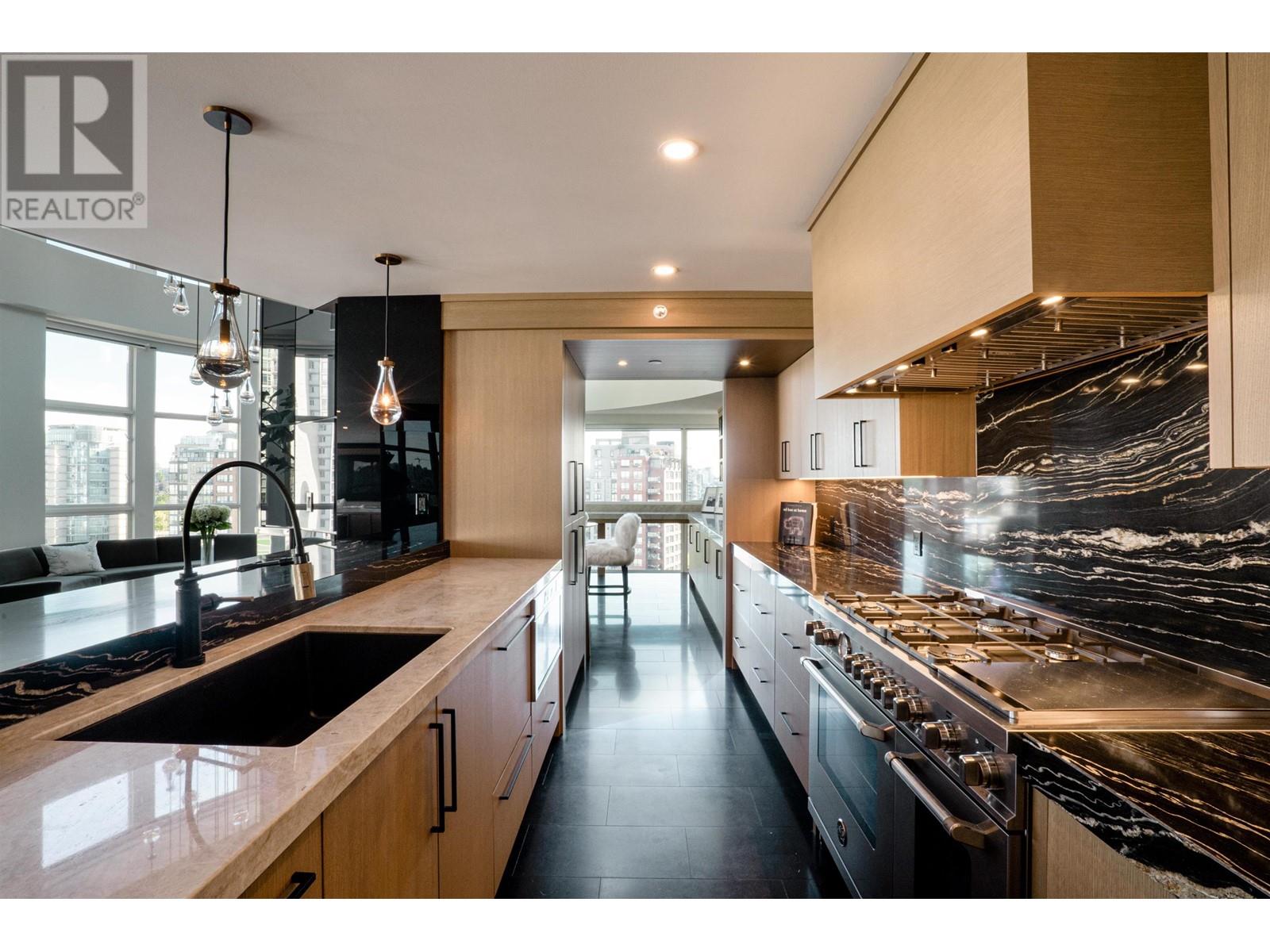 1503/04 283 Davie Street, Vancouver, British Columbia  V6B 5T6 - Photo 6 - R2828786