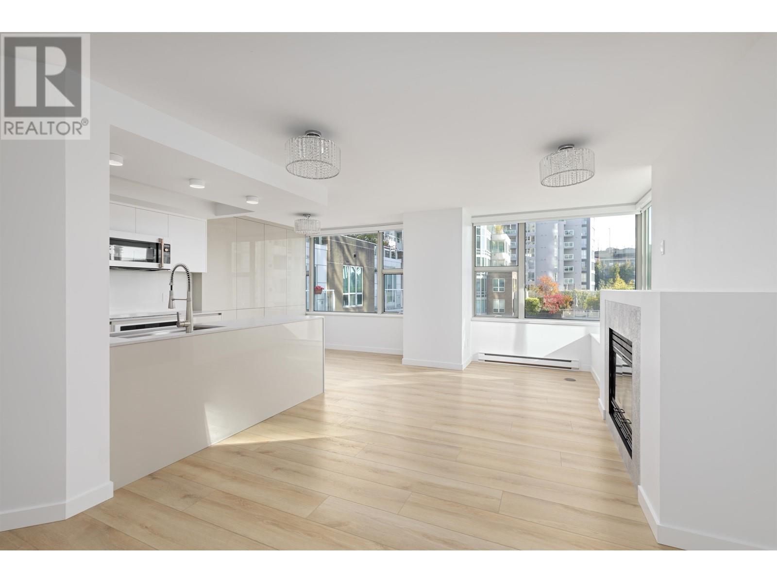 607 1500 HORNBY STREET, vancouver, British Columbia