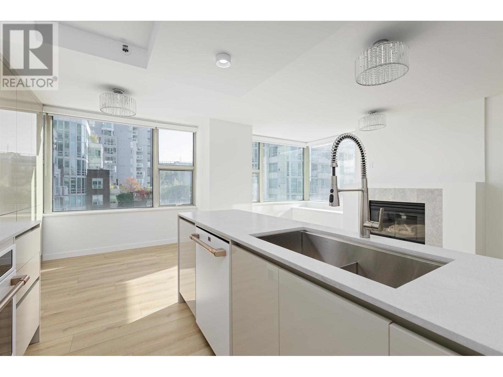 607 1500 Hornby Street, Vancouver, British Columbia  V6Z 2R1 - Photo 8 - R2828794