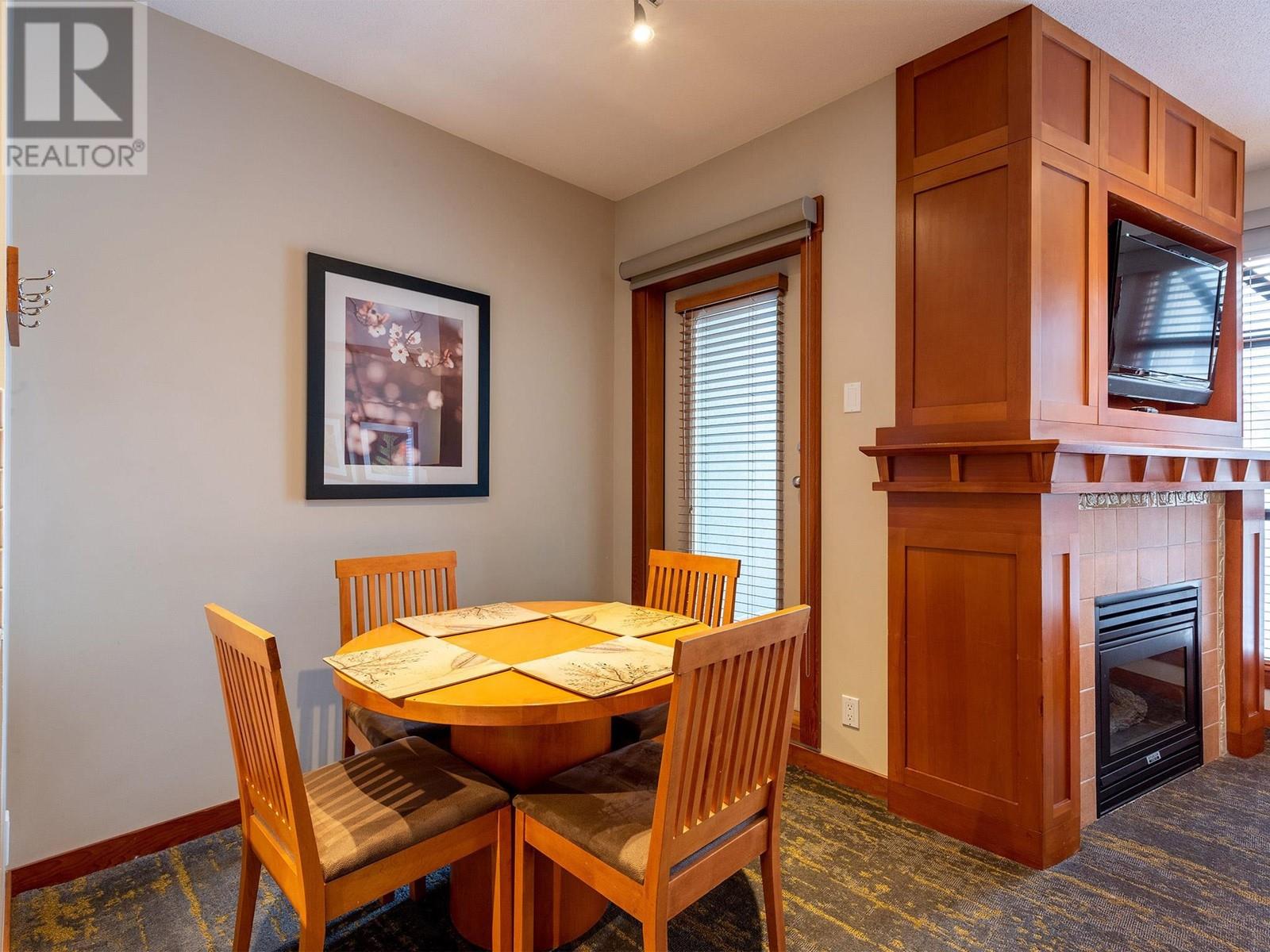 310 4320 Sundial Crescent, Whistler, British Columbia  V8E 1G6 - Photo 8 - R2828803