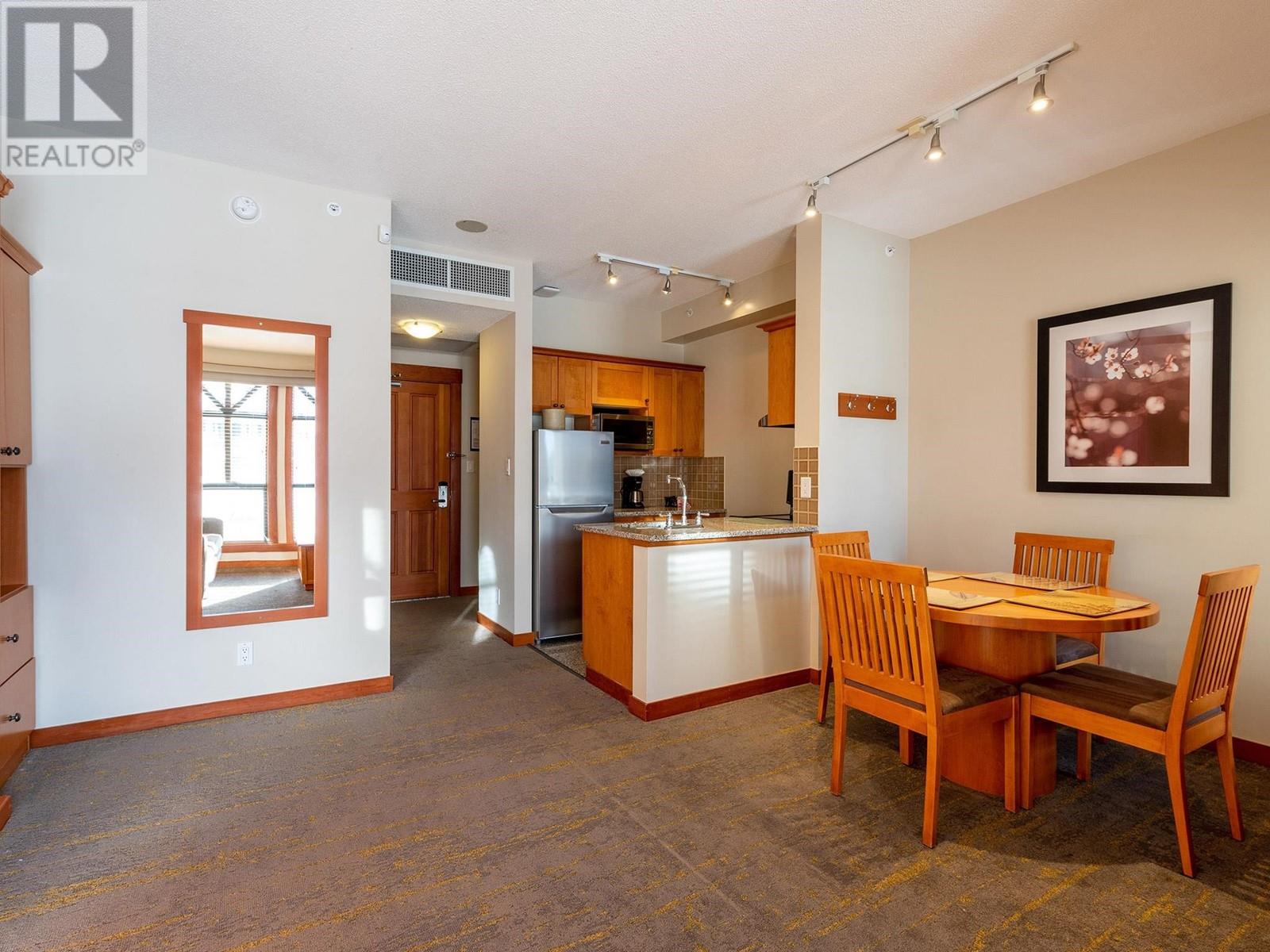 310 4320 Sundial Crescent, Whistler, British Columbia  V8E 1G6 - Photo 9 - R2828803