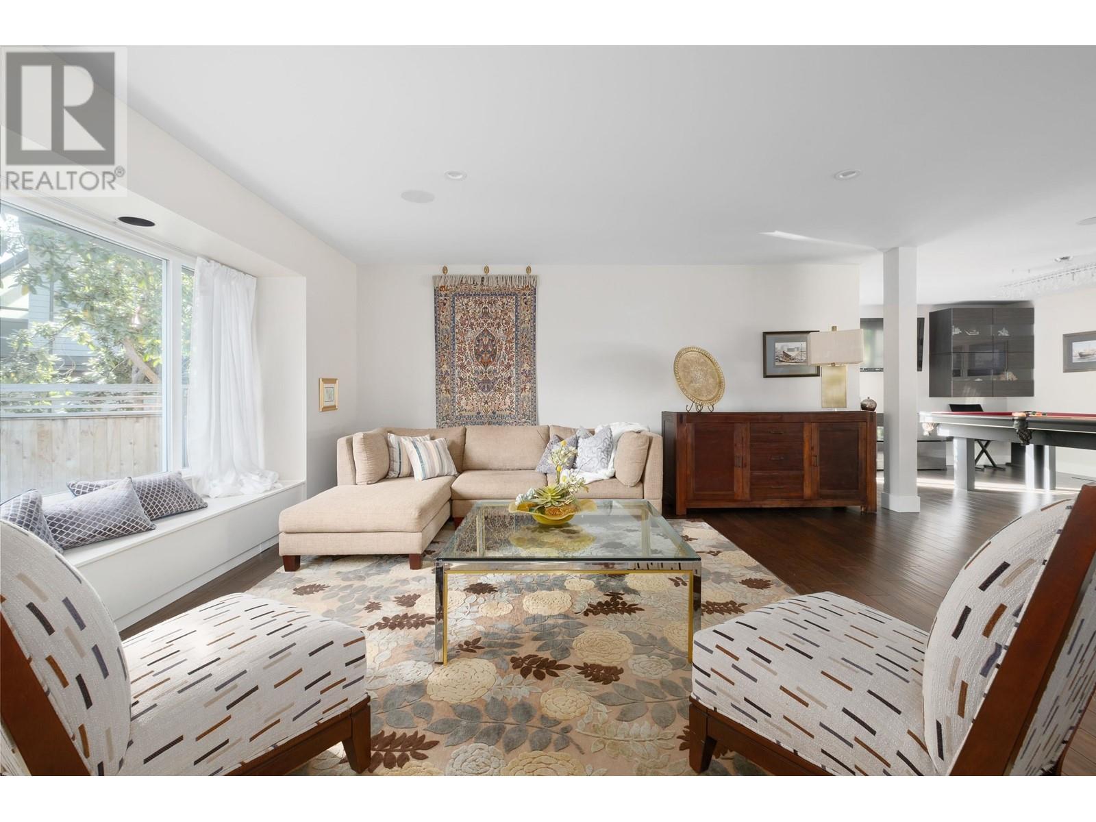 4128 Virginia Crescent, North Vancouver, British Columbia  V7R 3Z6 - Photo 11 - R2828721