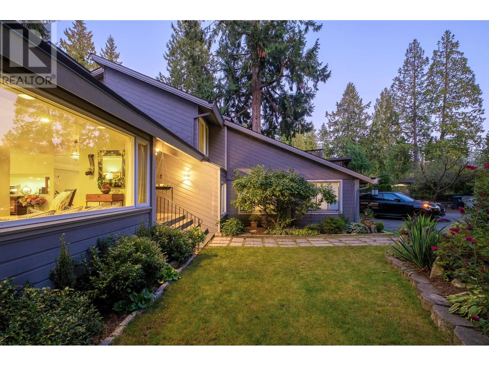 4128 Virginia Crescent, North Vancouver, British Columbia  V7R 3Z6 - Photo 30 - R2828721