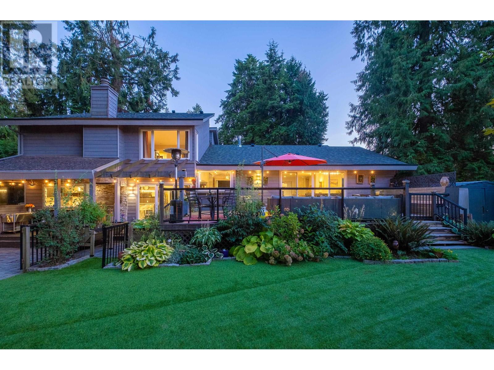 4128 Virginia Crescent, North Vancouver, British Columbia  V7R 3Z6 - Photo 6 - R2828721