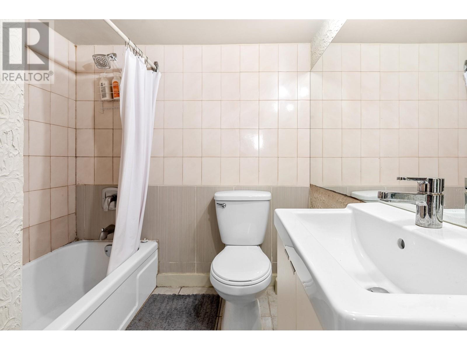 258 E 21st Street, North Vancouver, British Columbia  V7L 3B6 - Photo 14 - R2828745