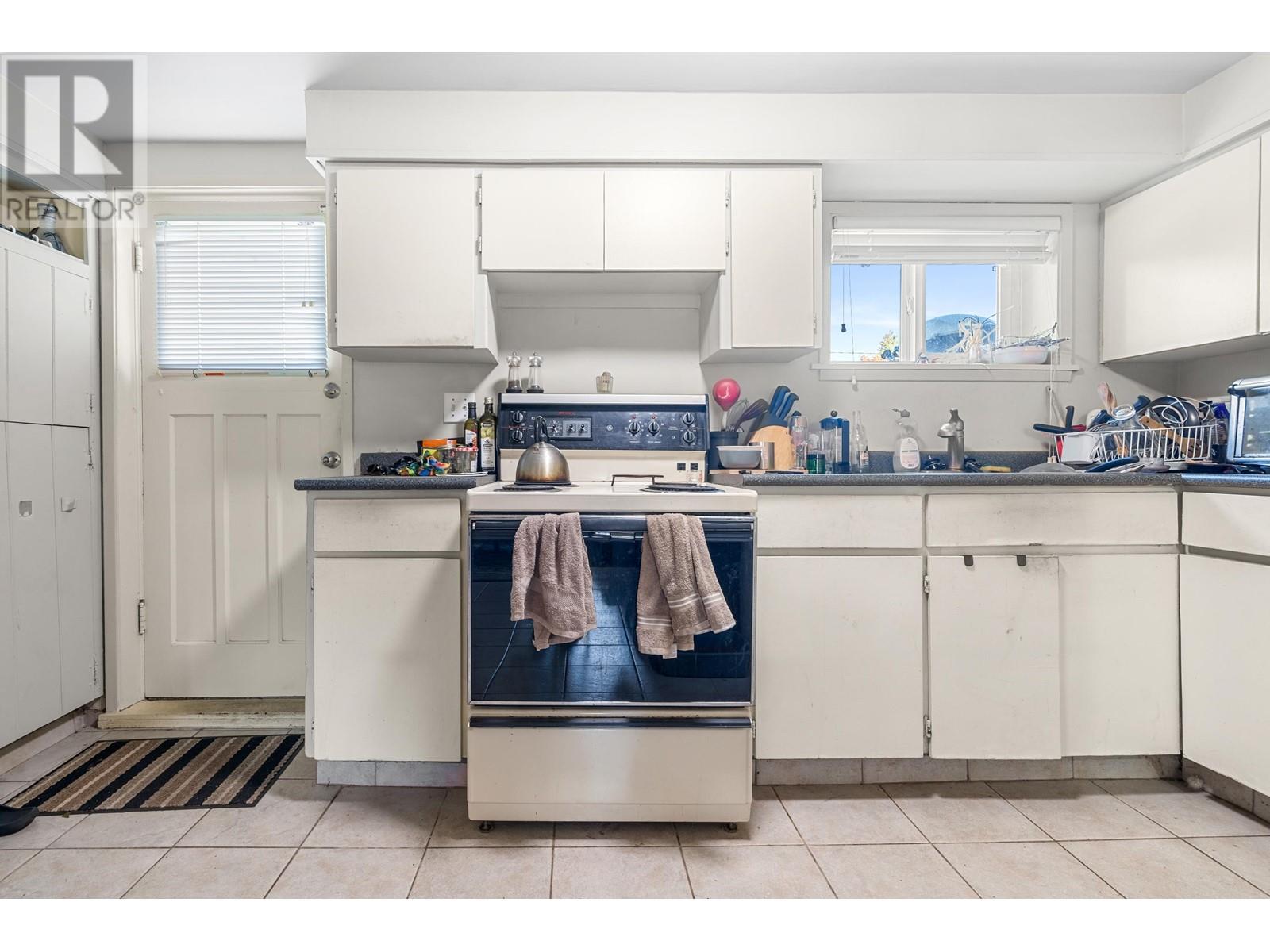 258 E 21st Street, North Vancouver, British Columbia  V7L 3B6 - Photo 20 - R2828745